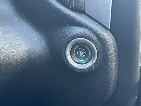 Used 2020 GMC Sierra 2500 SLT w/ SLT Premium Plus Package image 26