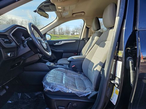 Used 2020 Ford Escape SE FWD image 11