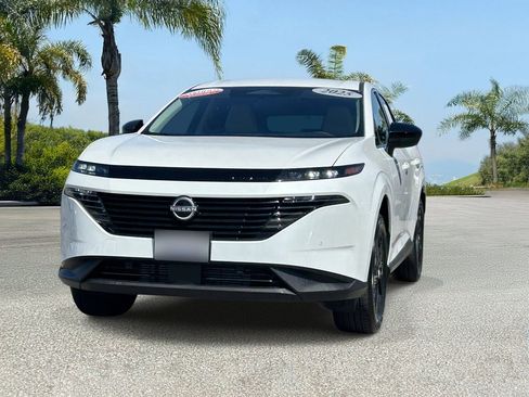 Certified 2025 Nissan Murano SV w/ Cargo Package AWD/4WD image 7