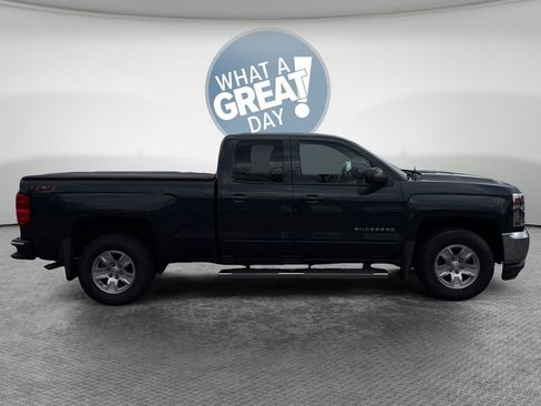 Used 2018 Chevrolet Silverado 1500 LT w/ All Star Edition image 2