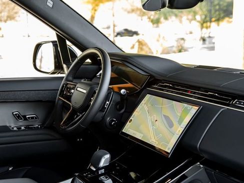 New 2025 Land Rover Range Rover Sport Dynamic SE AWD/4WD image 30