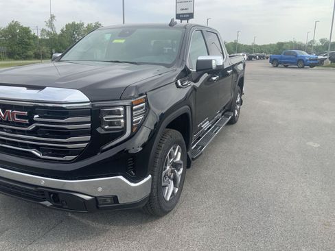 New 2026 GMC Sierra 1500 SLT w/ SLT Premium Plus Package AWD/4WD image 17
