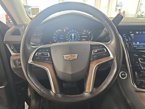 Certified 2017 Cadillac Escalade ESV Premium Luxury AWD/4WD image 25
