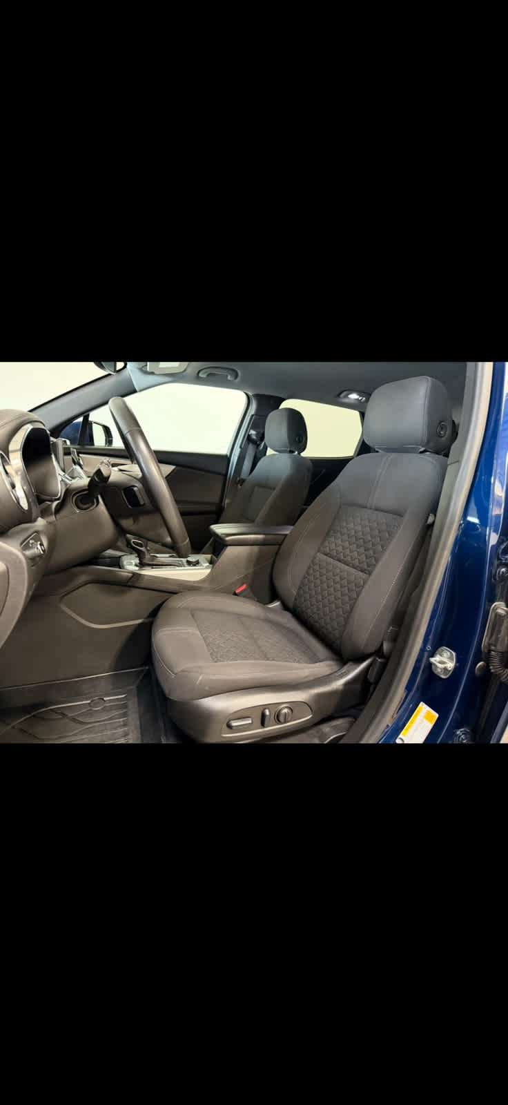 Used 2022 Chevrolet Blazer LT AWD/4WD image 12