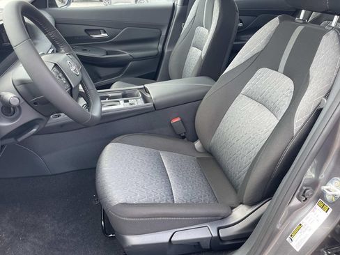 New 2026 Nissan Sentra SV w/ SV Convenience Package FWD image 20