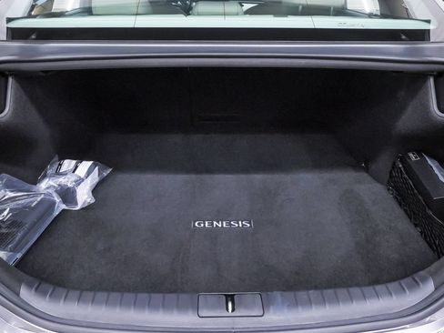 Certified 2026 Genesis G70 2.5T RWD image 24