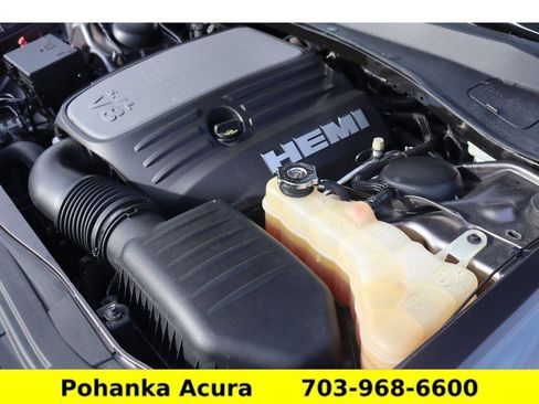 Used 2014 Chrysler 300 S image 34