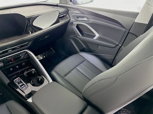 New 2025 Audi Q5 Premium Plus image 24