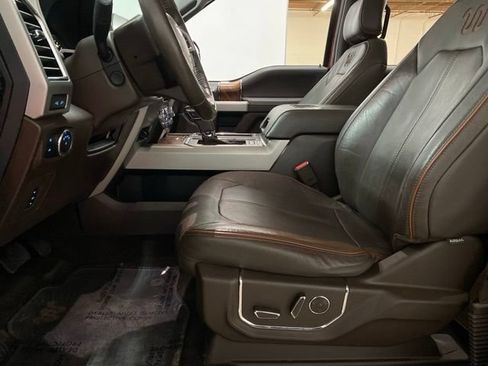 Used 2015 Ford F150 King Ranch w/ Equipment Group 601A Luxury AWD/4WD image 64