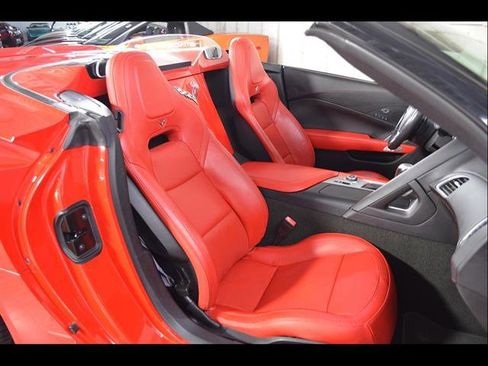 Used 2014 Chevrolet Corvette Stingray Convertible w/ 2LT Preferred Equipment Group RWD image 22