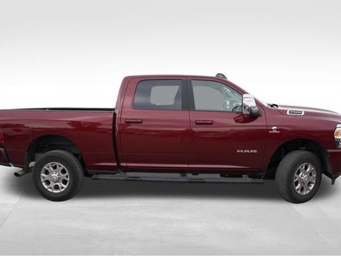 Used 2024 RAM 2500 Laramie AWD/4WD image 2