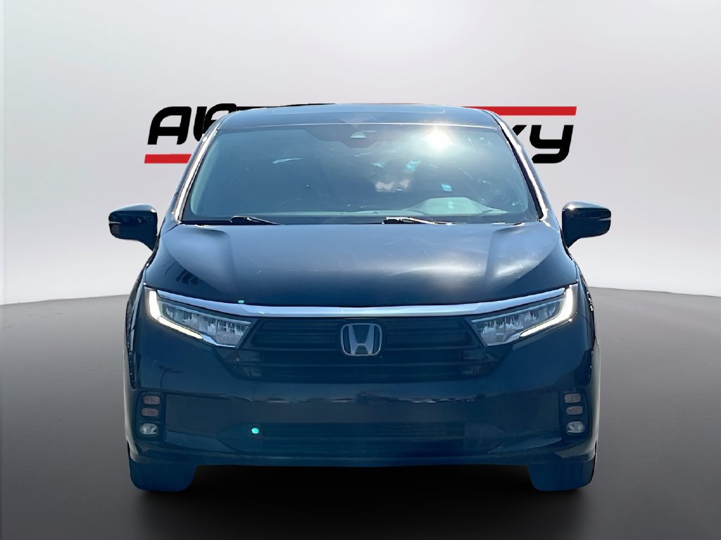 Used 2022 Honda Odyssey Elite image 2