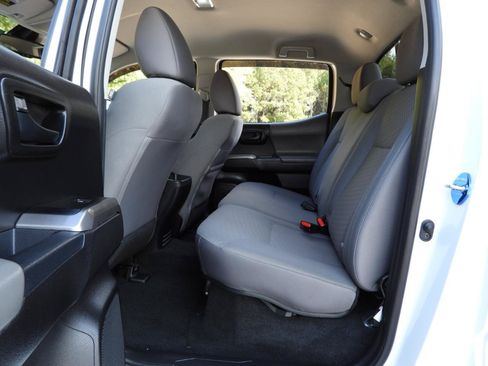 Used 2021 Toyota Tacoma SR5 RWD image 50
