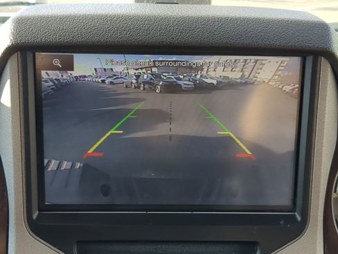 Used 2015 Ford F350 Lariat w/ Lariat Interior Package image 23