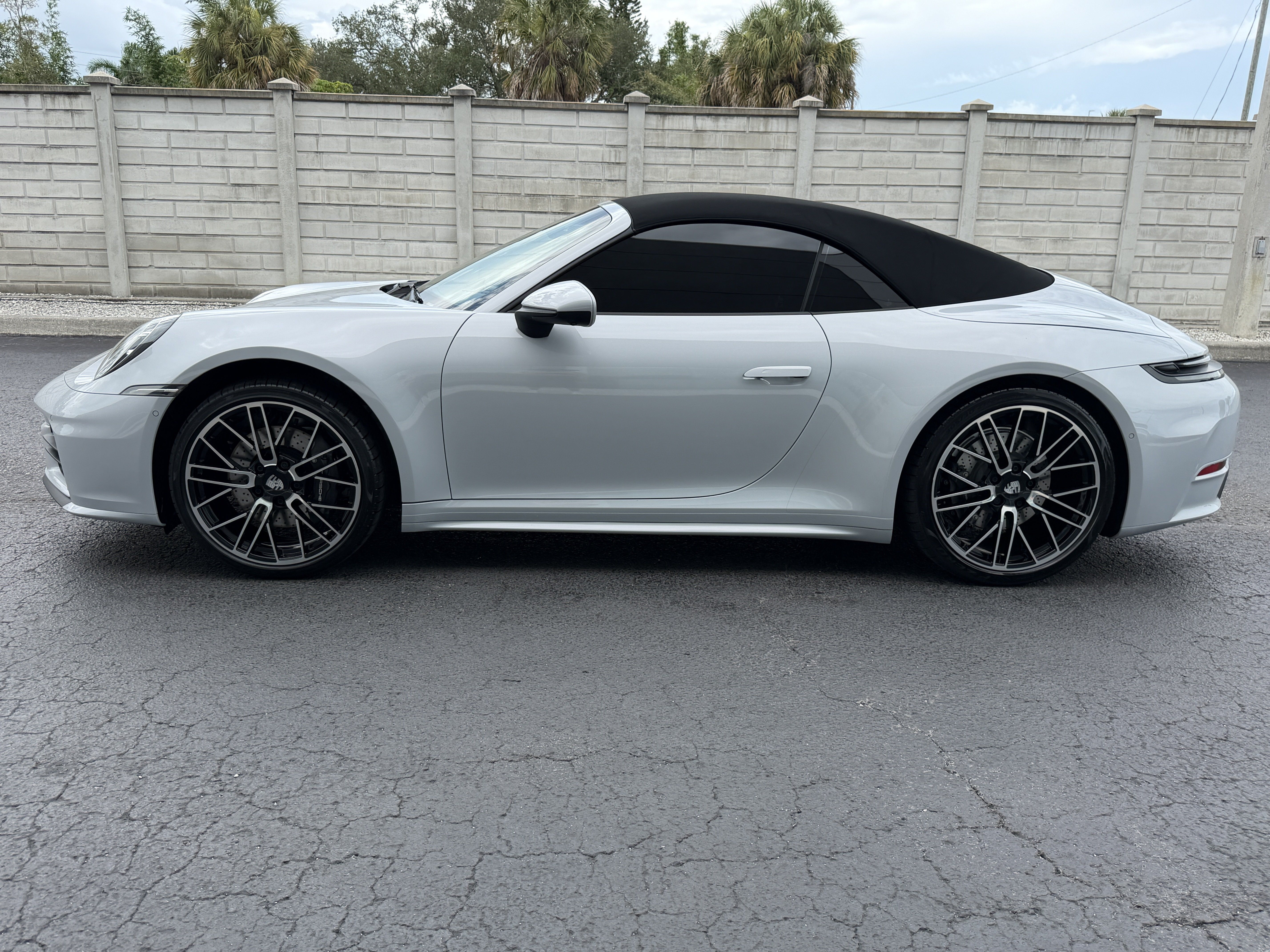 Certified 2026 Porsche 911 Carrera RWD image 2