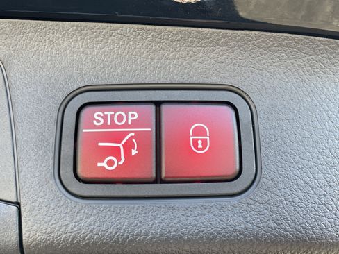 New 2026 Mercedes-Benz GLA 35 AMG AMG GLA 35 4MATIC SUV image 10