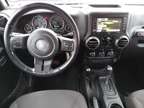 Used 2017 Jeep Wrangler Unlimited Sport w/ Quick Order Package 24S image 28