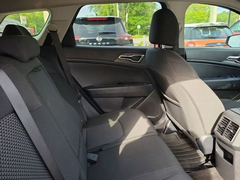 Used 2025 Kia Sportage LX FWD image 32