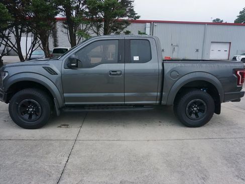Used 2018 Ford F150 Raptor w/ Equipment Group 802A Luxury AWD/4WD image 20