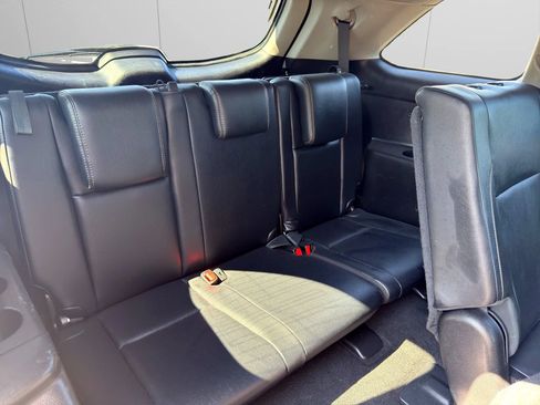Used 2018 Toyota Highlander XLE AWD/4WD image 13