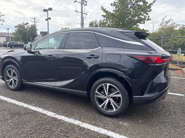 Used 2025 Lexus RX 350 Premium w/ Accessory Package (Z1) FWD image 3