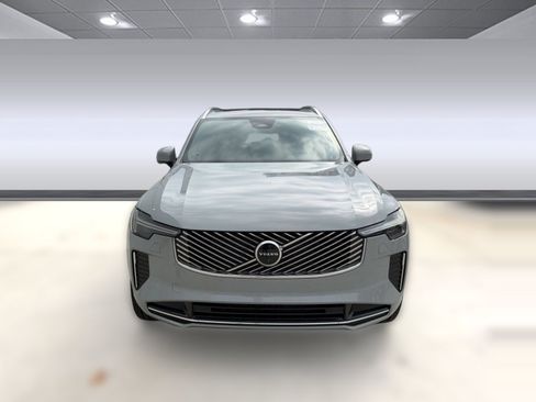 Certified 2026 Volvo XC90 B6 Plus w/ Protection Package Premier AWD/4WD image 6