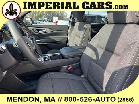 New 2026 Chevrolet Traverse LT w/ Driver Confidence Package image 36