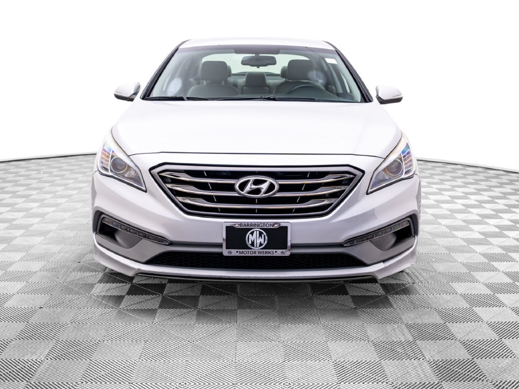 Used 2015 Hyundai Sonata Sport w/ Option Group 03 FWD image 8