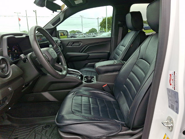 Used 2026 Chevrolet Colorado Trail Boss AWD/4WD image 13