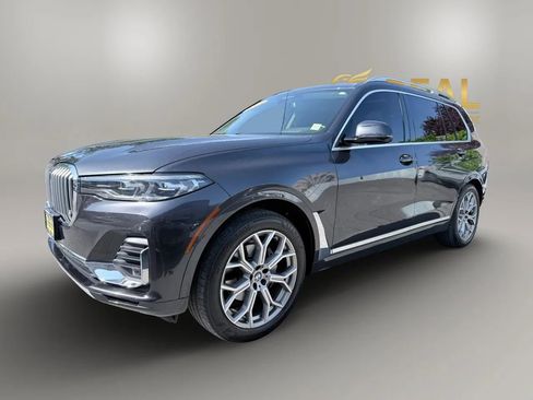 Used 2021 BMW X7 xDrive40i w/ Premium Package 2 AWD/4WD image 2