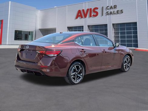 Used 2025 Nissan Sentra SV FWD image 6