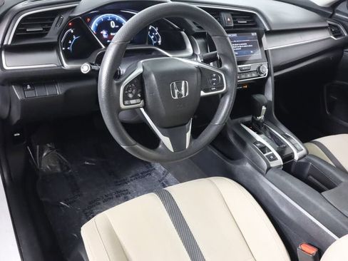 Used 2016 Honda Civic EX image 9