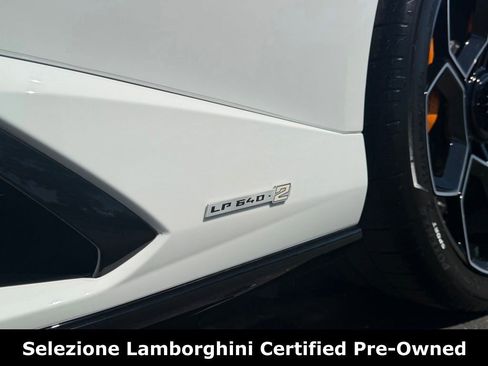 Used 2023 Lamborghini Huracan Tecnica RWD image 10