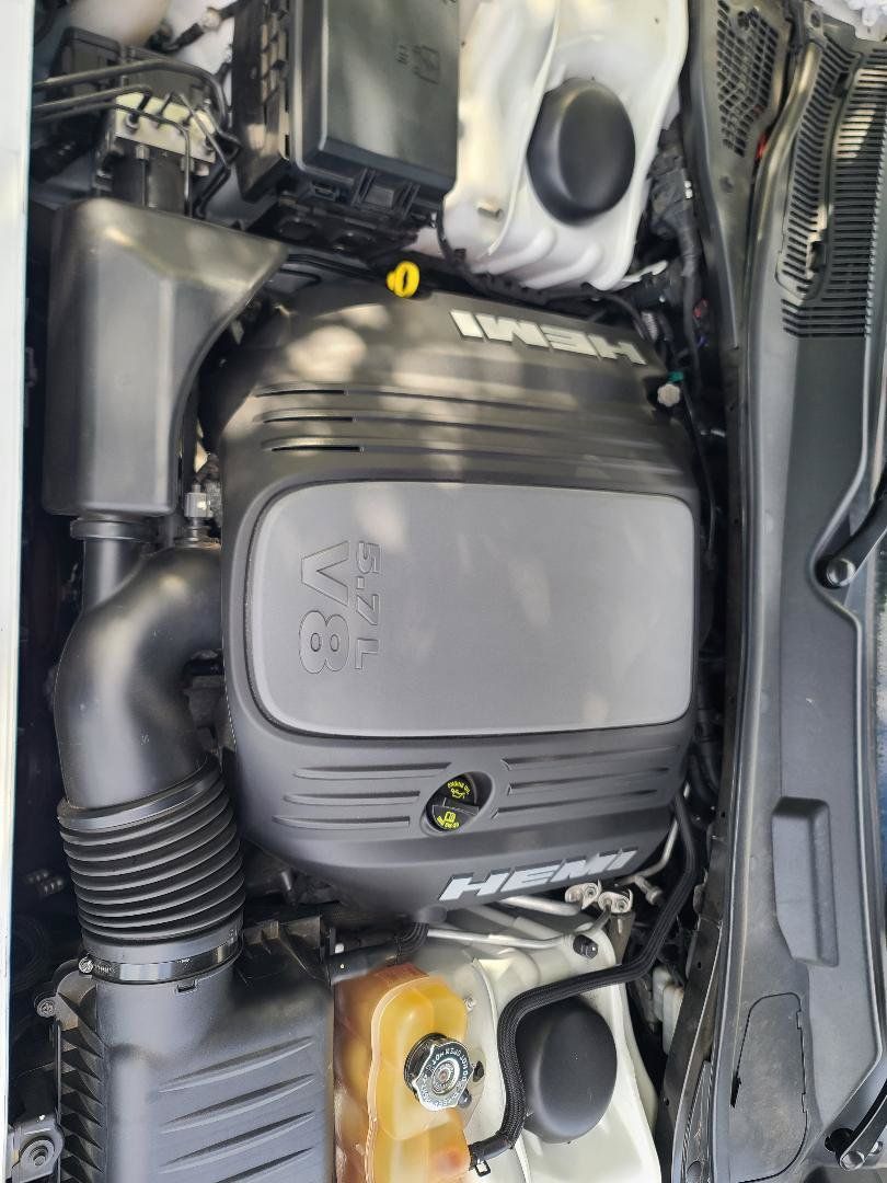 Used 2013 Dodge Challenger R/T Plus RWD image 9