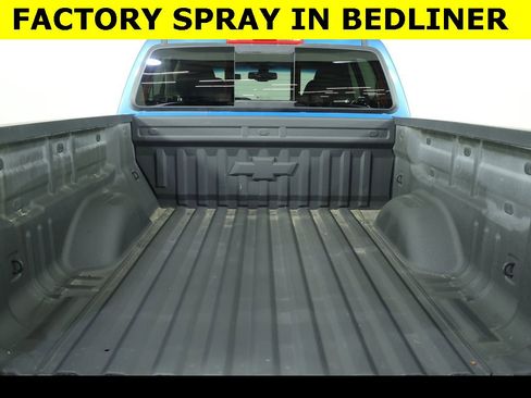 Used 2022 Chevrolet Colorado LT w/ LT Convenience Package image 9