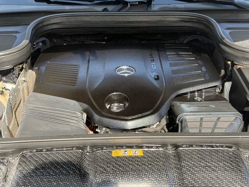 Used 2022 Mercedes-Benz GLS 450 4MATIC image 21