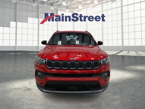 Used 2025 Jeep Compass Latitude w/ Altitude Special Edition image 8