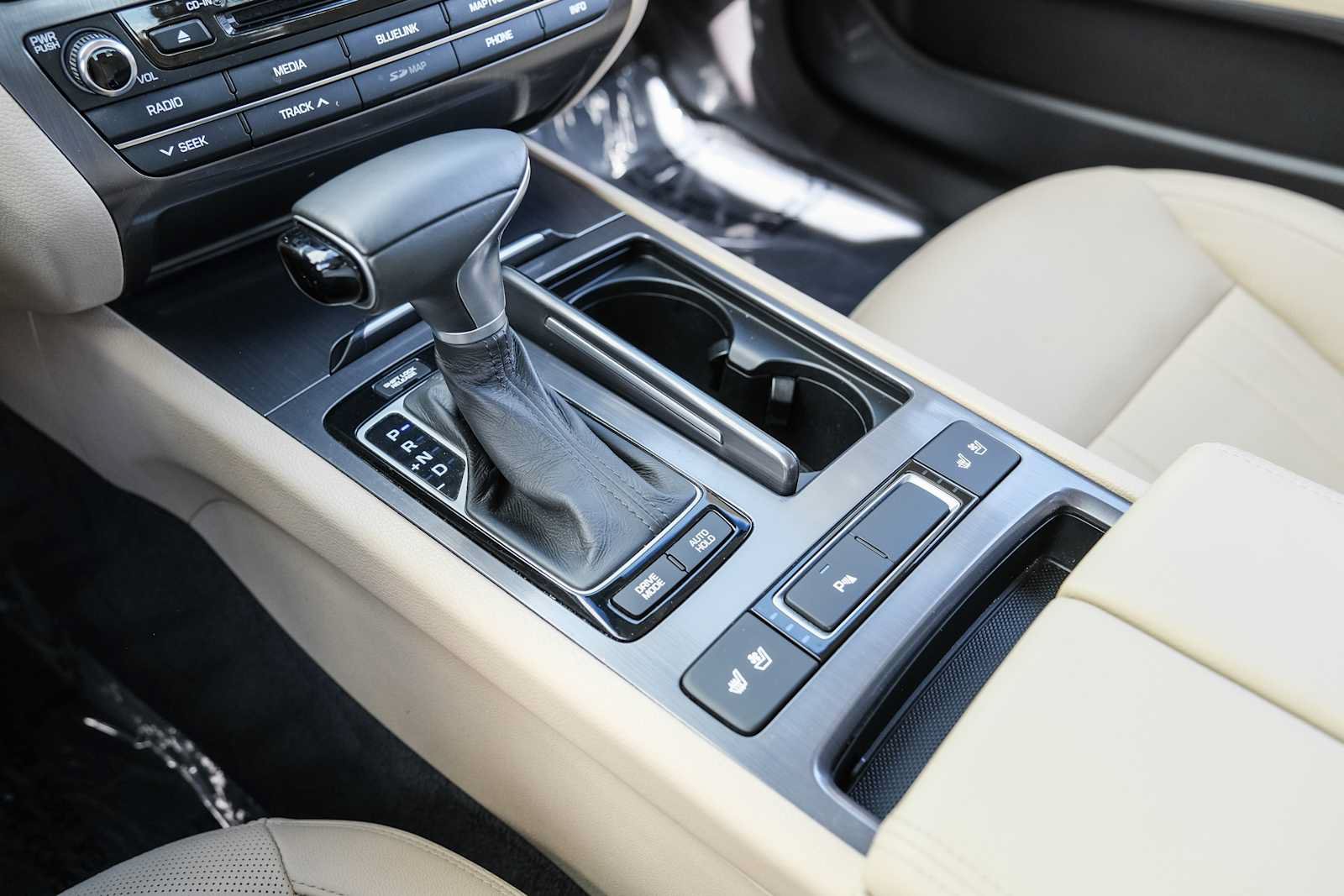 Used 2018 Genesis G80 3.8 w/ Option Group 02 RWD image 42