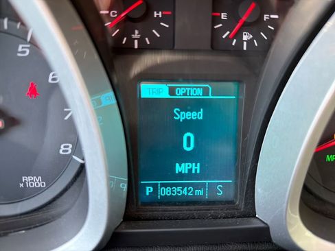 Used 2017 Chevrolet Equinox LT AWD/4WD image 9