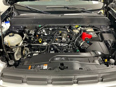 Certified 2022 Ford Maverick Lariat FWD image 9