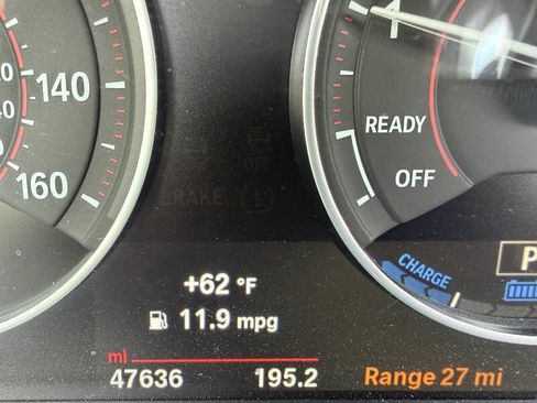 Used 2017 BMW 330e RWD image 32