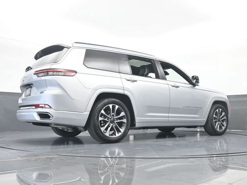 Used 2024 Jeep Grand Cherokee L Overland w/ Advanced Protech Group III image 72