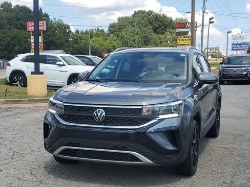 Used 2023 Volkswagen Taos SE w/ Black Wheel Package FWD image 37