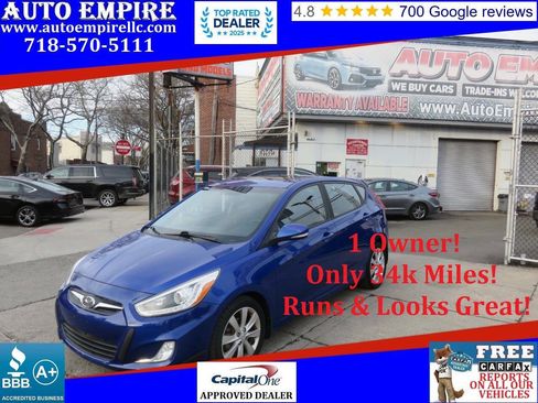 Used 2014 Hyundai Accent SE w/ Option Group 3 FWD image 1