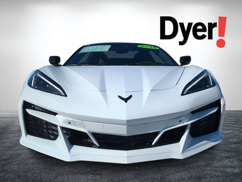New 2025 Chevrolet Corvette E-Ray w/ Stealth Interior Trim Package AWD/4WD image 8