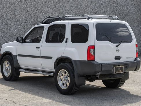 Used 2004 Nissan Xterra XE RWD image 11