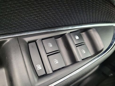 Used 2019 Chevrolet Cruze LT w/ Convenience Package image 27