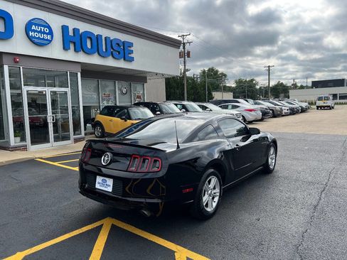Used 2014 Ford Mustang Coupe image 10