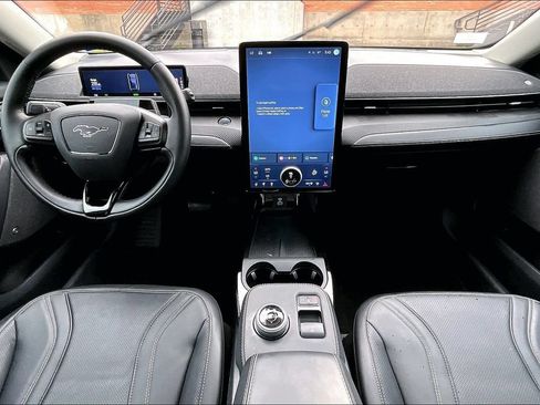 Used 2024 Ford Mustang Mach-E Premium AWD/4WD image 19
