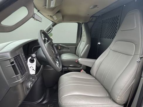 New 2025 Chevrolet Express 2500 Work Van w/ Driver Convenience Package image 20